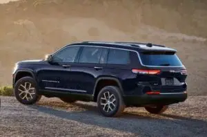 New generation Jeep Cherokee with STLA One platform arrives in 2029