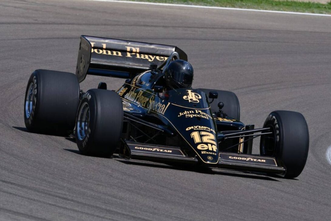 Lotus 98T