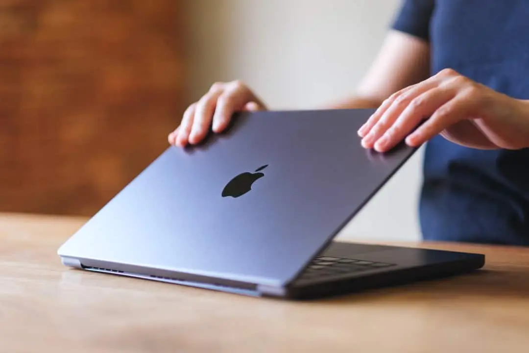 MacBook