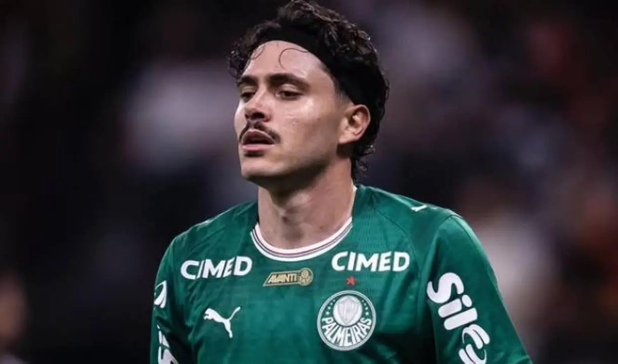 Pemain tengah Palmeiras Mauricio menerima panggilan pertamanya di Paraguay dan menyasarkan untuk Piala Dunia