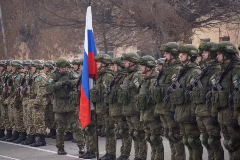 Militares russos