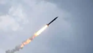 テヘランで爆発、イランのミサイルがバーレーンの米軍基地を直撃