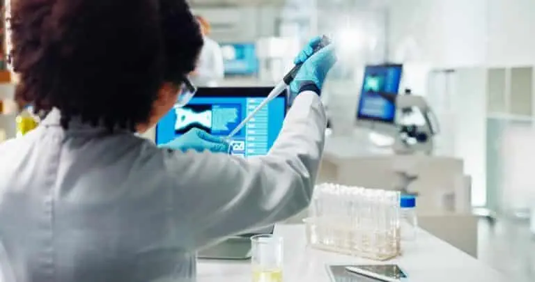 Mulher cientista