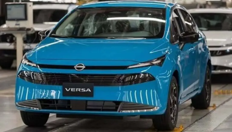 Nissan Versa