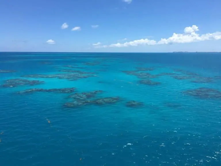 Oceano Atlântico perto das Bermudas