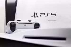 ソニー、インターネット接続なしでゲームをブロックするPS5のDRM問題を確認