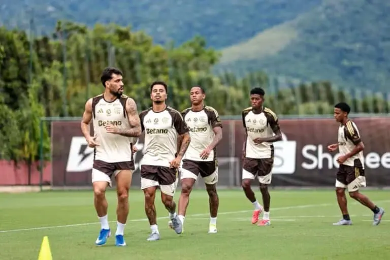 Paquetá, Allan e Wallace Yan