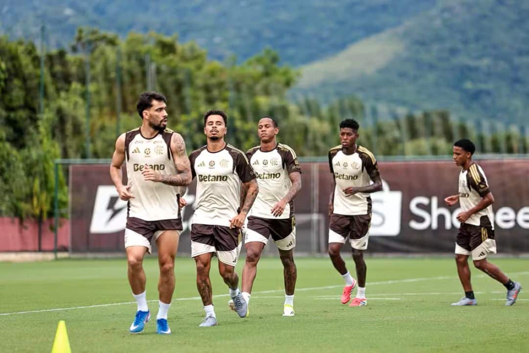 Paquetá, Allan e Wallace Yan