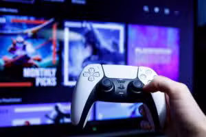 ソニー、ビッグタイトルと大作ゲームの噂で5月のPS Plus発表を準備中