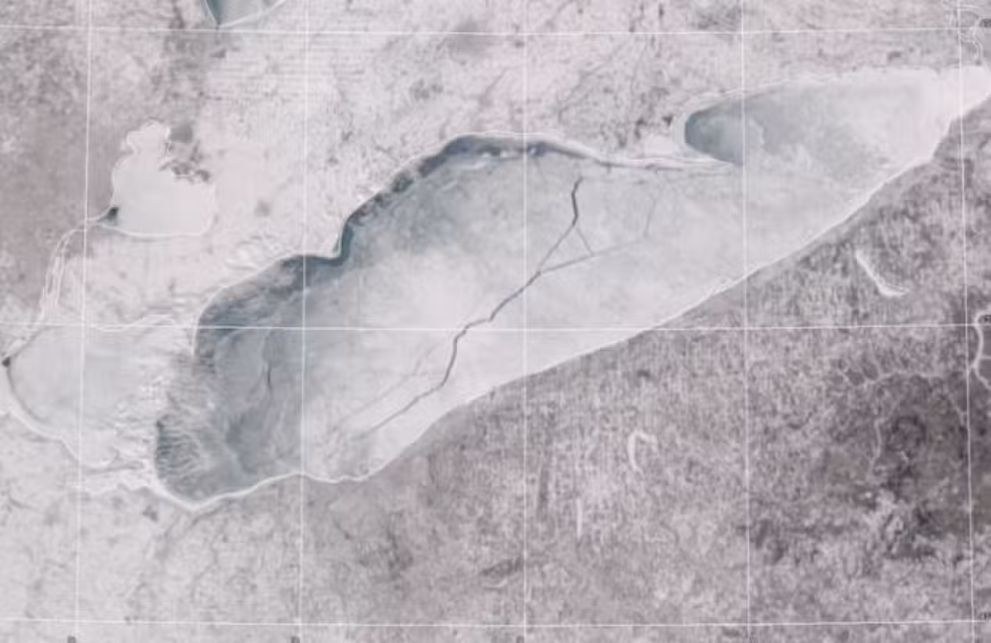 Rachadura no Lago Erie nos EUA