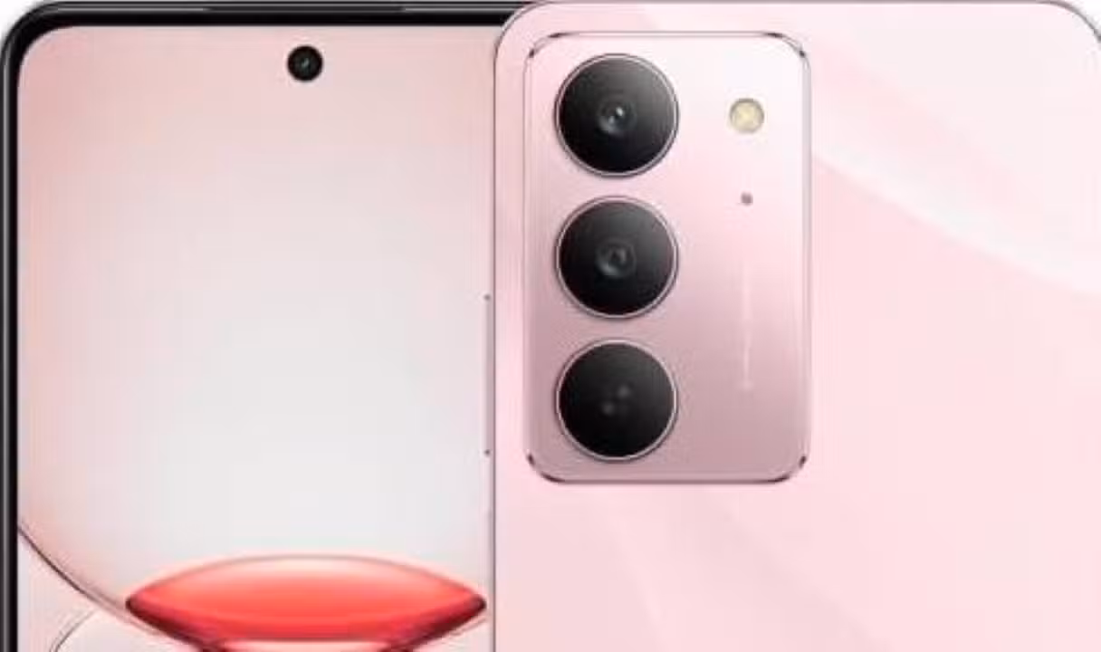 Realme C73