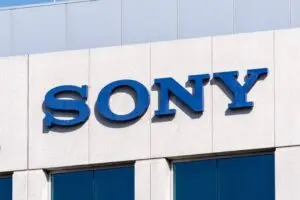 PlayStation rozwija natywną sieć czatów głosowych, aby łączyć graczy na konsolach, komputerach PC i urządzeniach mobilnych