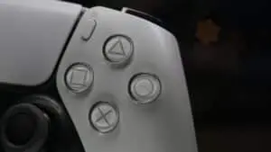 يتمتع مالكو PlayStation 5 بإمكانية الوصول مدى الحياة إلى لعبتين رئيسيتين في متجر Sony الرقمي