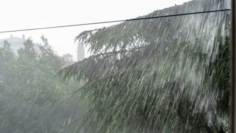 Tempestade, chuvas intensas