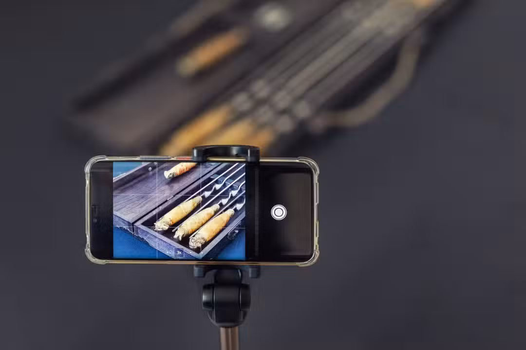 Tripé portátil para smartphones