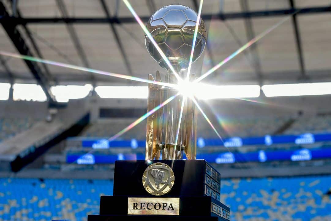 Troféu da Recopa Sul-Americana