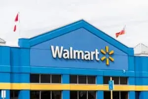 Walmart e Ionna impulsionam guerra de preços em carregadores de veículos elétricos