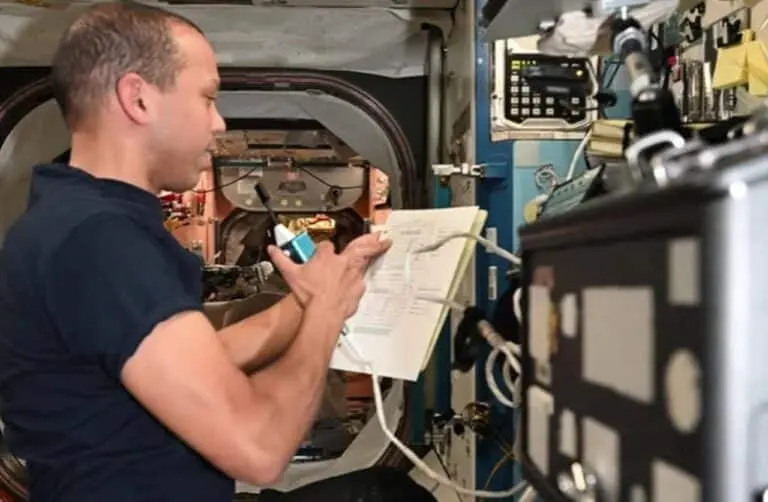 Astronauta Chris Williams - @astro_chrisw