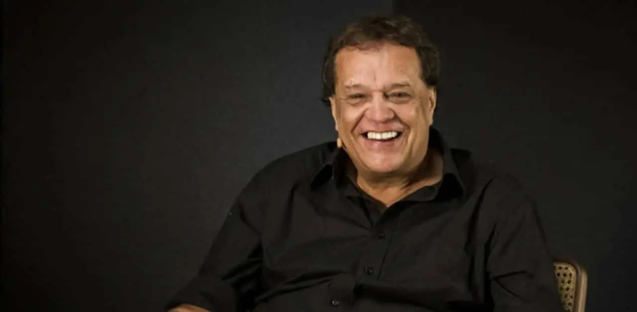 Dennis Carvalho é entrevistado np Ofício em Cena — Foto: Globo/ João Cotta