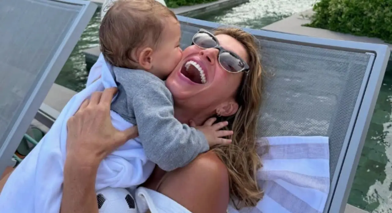 Gisele Bündchen com seu filho caçula - @gisele