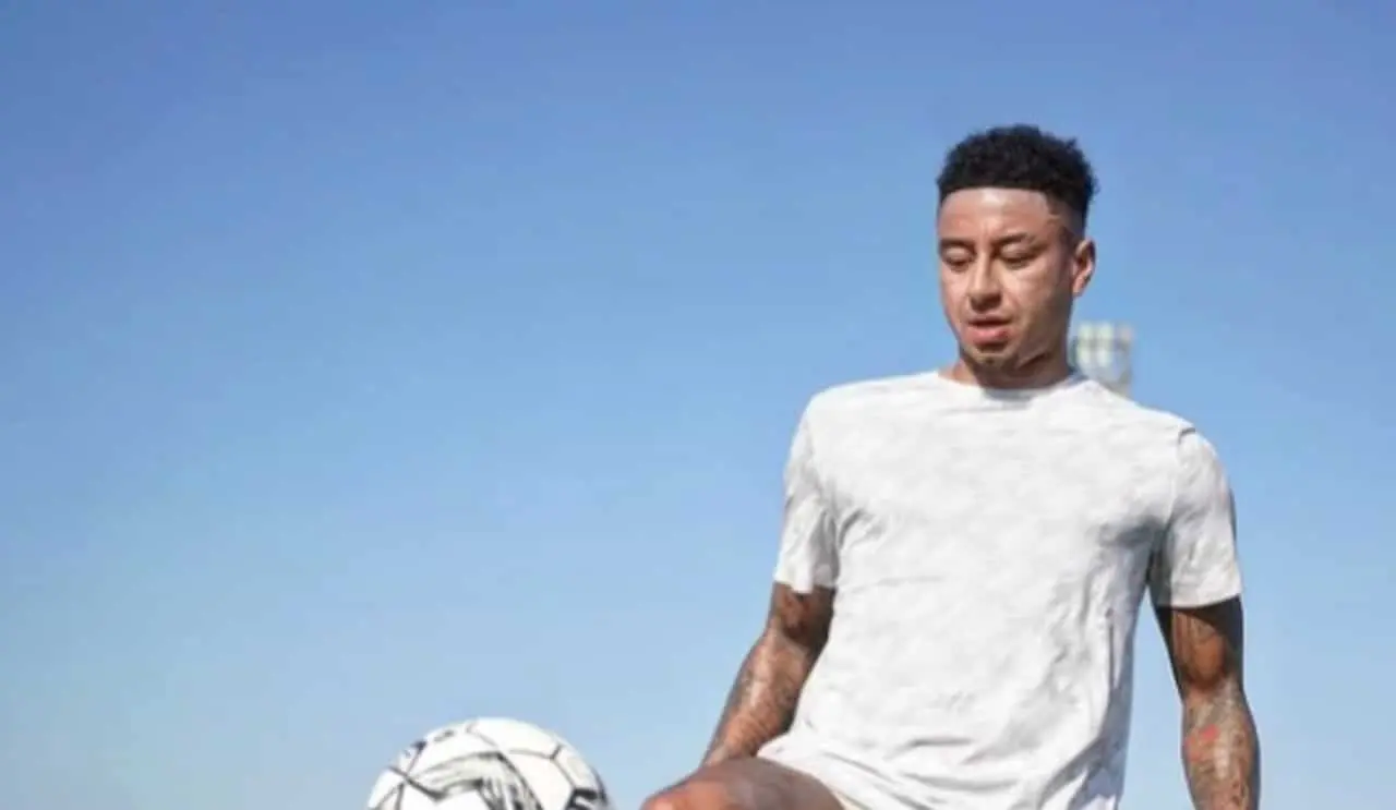 Jesse Lingard -@ JesseLingard