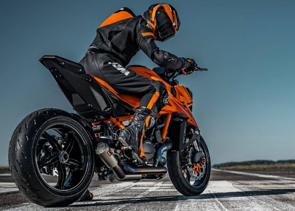 KTM 1390 - Divulga&ccedil;&atilde;o
