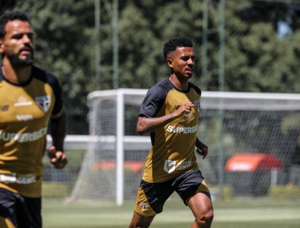 Marcos Antônio - Erico Leonan / São Paulo FC