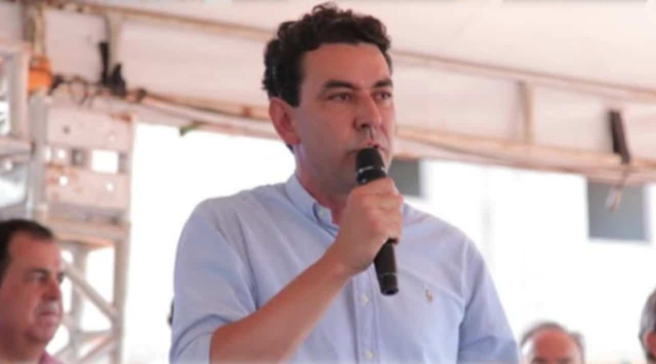 Thales Machado - @ThalesMachado