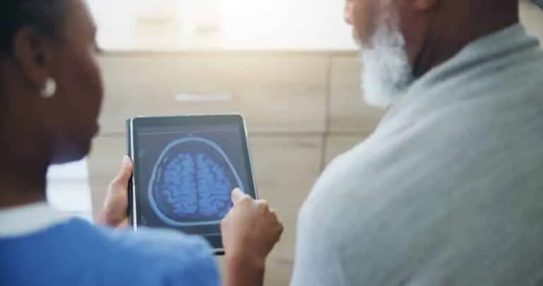 tomografia cerebral por médico, paciente, doenças do cerebro
