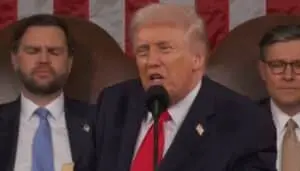 Em pronunciamento ao vivo, Donald Trump exalta avanços econômicos e critica democratas no estado da união