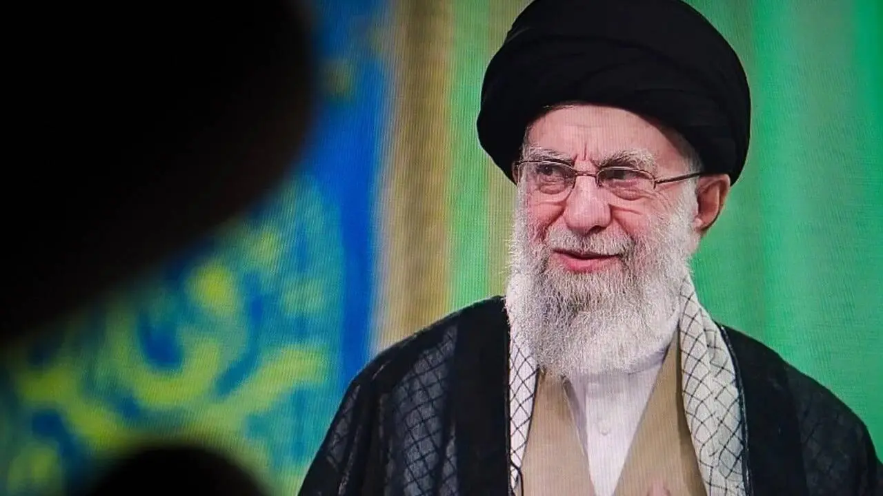 Pemimpin Tertinggi Iran Ali Khamenei meninggal dunia bersama anak perempuan, menantu dan cucu perempuan dalam pengeboman di Tehran