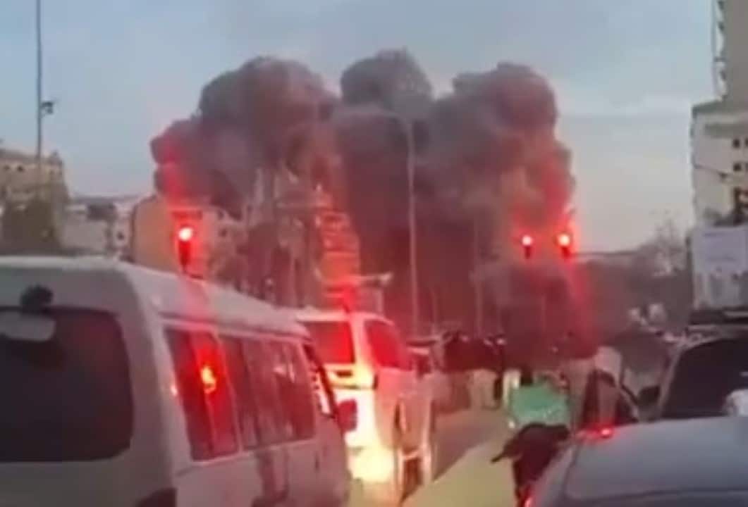 Ataque israelense edifício de 16 andares desaba em Beirute