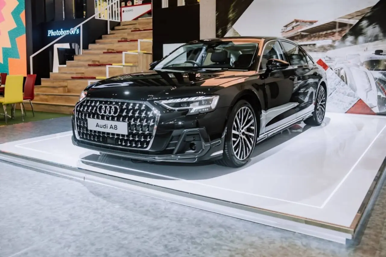 Audi A8