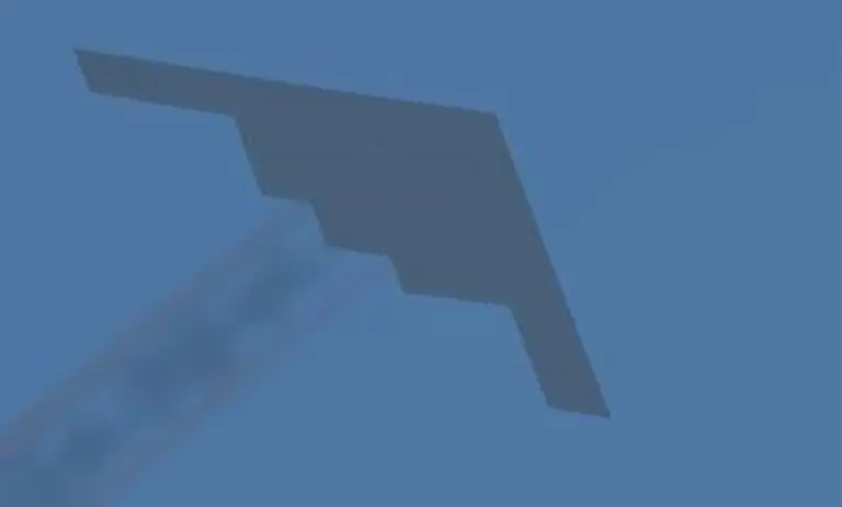 B-2 Spirit stealth full-wing