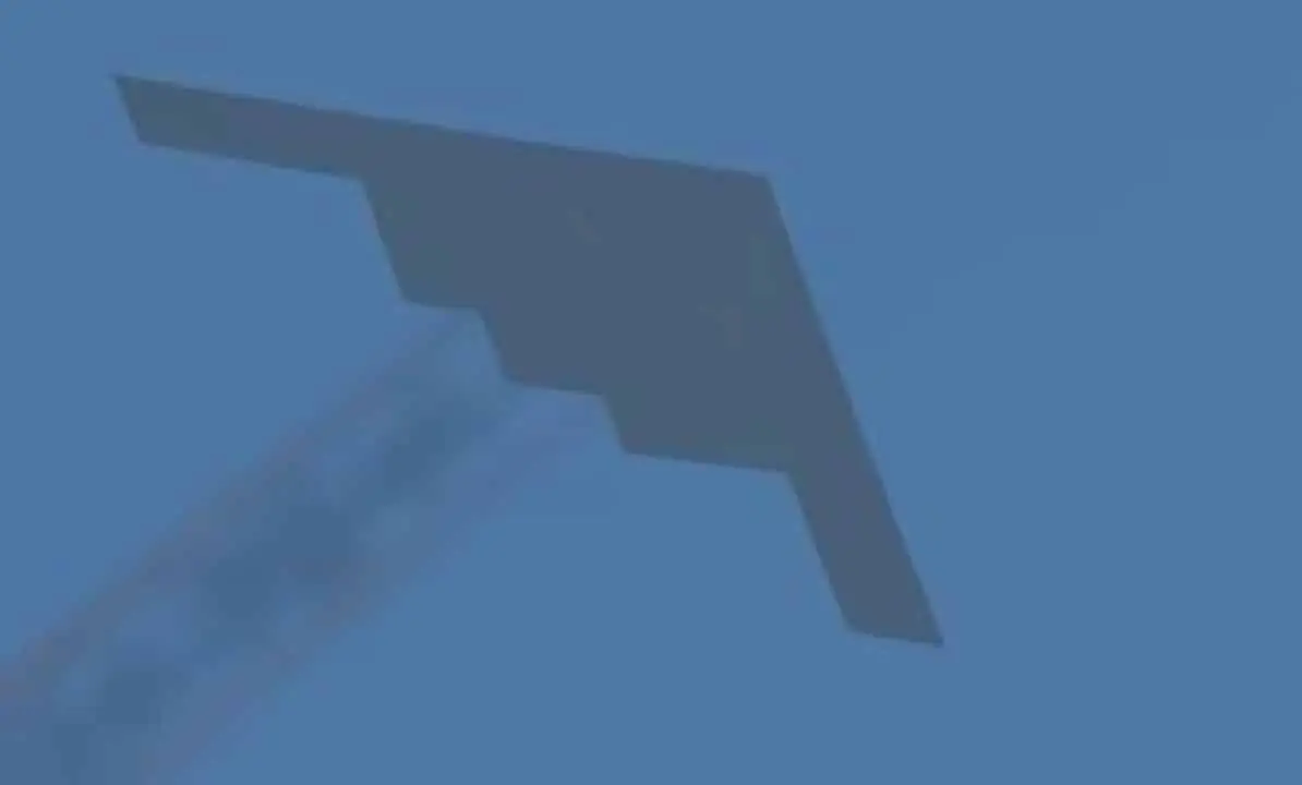 B-2 Spirit stealth full-wing