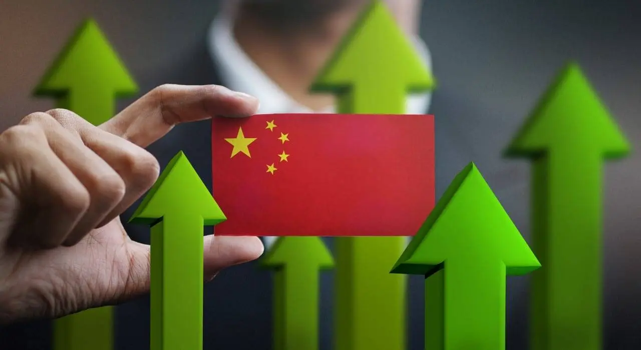 Bandeira da China, conceito de crescimento da nação, setas verdes para cima