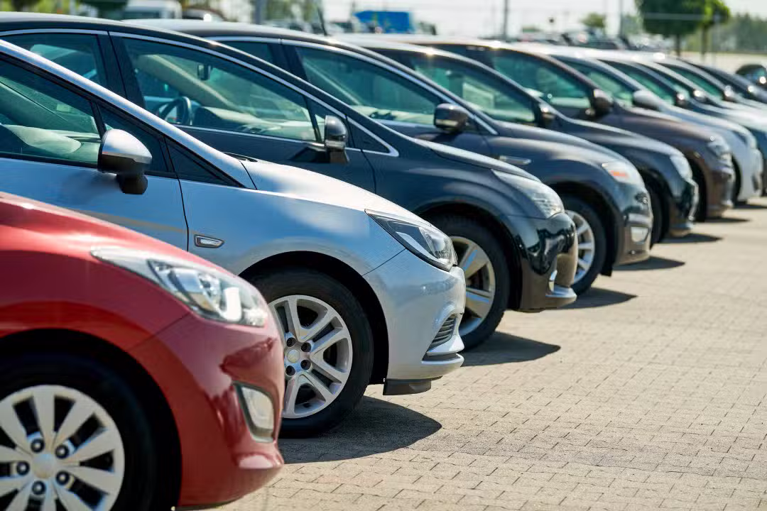 Carros &pi;&alpha;&rho;&kappa;&alpha;&rho;&iota;&sigma;&mu;έ&nu;&omicron;