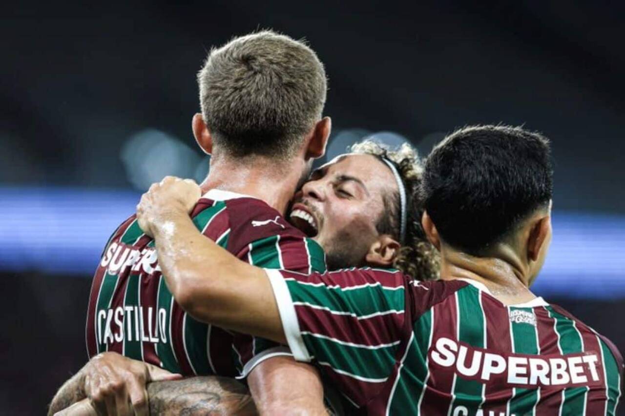 Fluminense vence Atlético-MG com gol de Castillo e recupera confiança no Brasileirão
