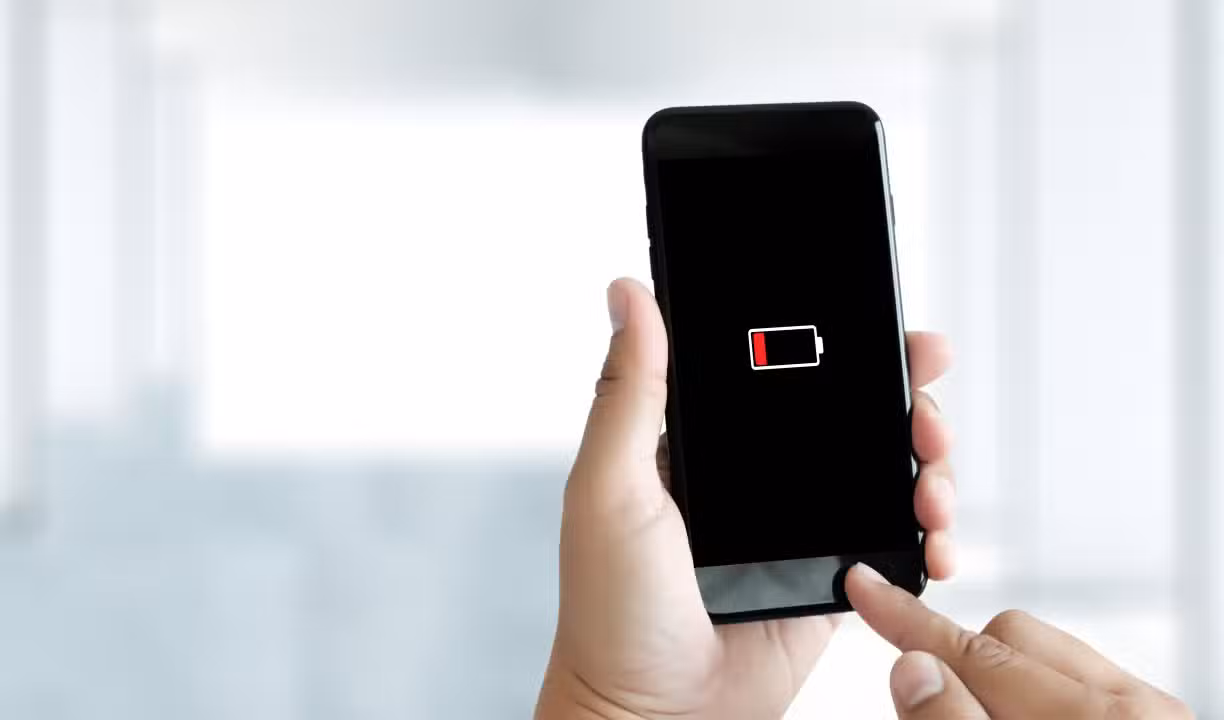 Celular, bateria descarregada, carga