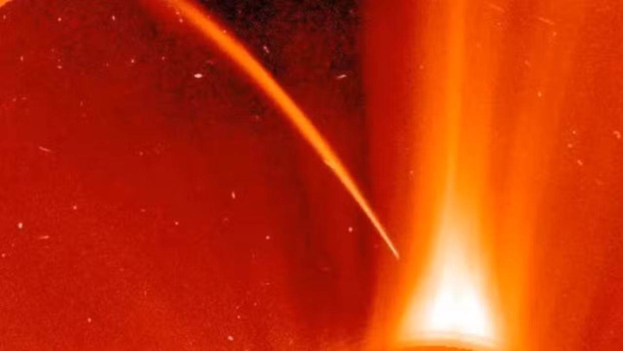 Cometa rasante C/2026