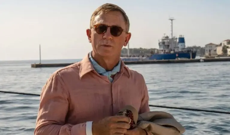 Daniel Craig