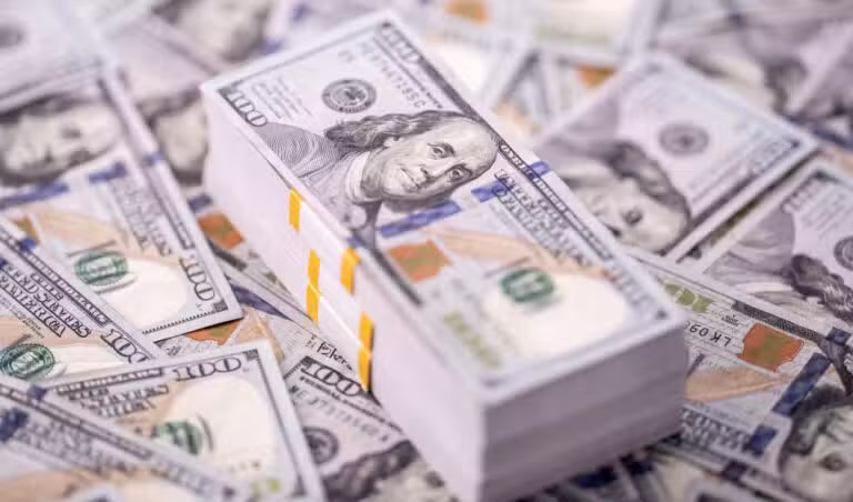 Dólar, dinheiro