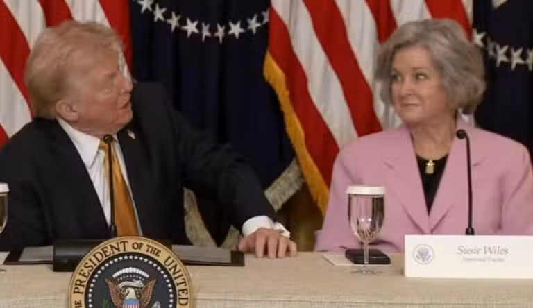 Donald Trump e Susie Wiles