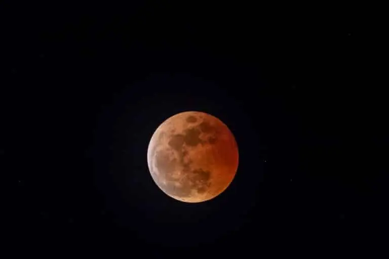 Eclipse lunar total