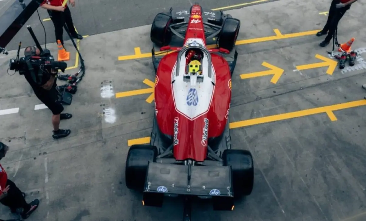 Ferrari menantang keputusan FIA setelah Russell meraih pole di Austria di bawah satu bendera kuning