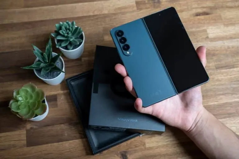 Galaxy Z Fold 8