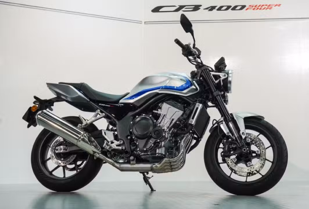 Honda CB400 Super Four