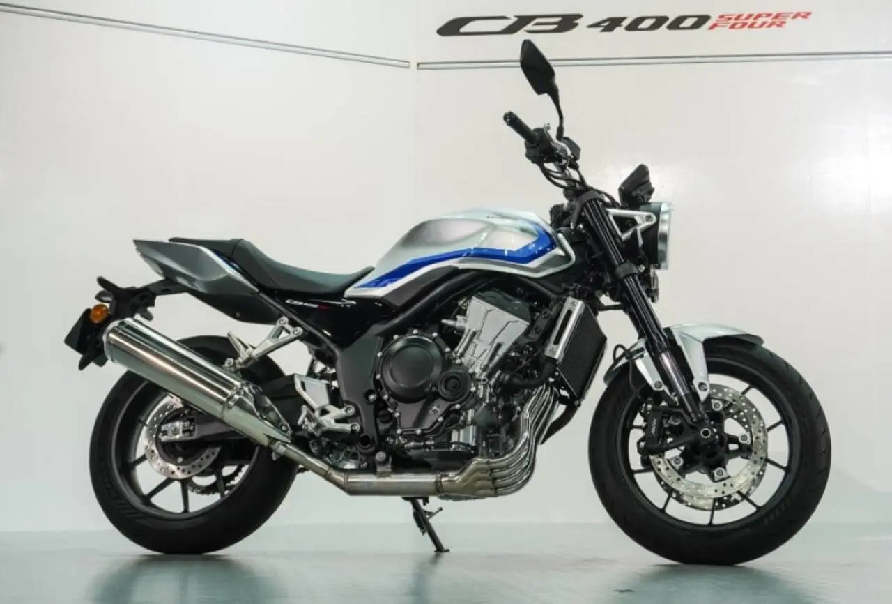 Honda CB400 Super Four