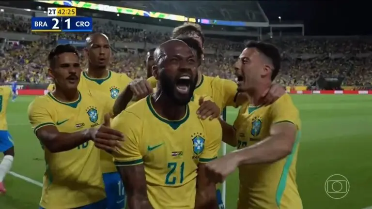 Igor Thiago GOl