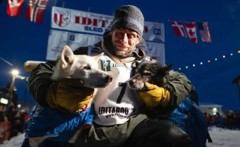 Jessie Holmes bicampeão do Iditarod